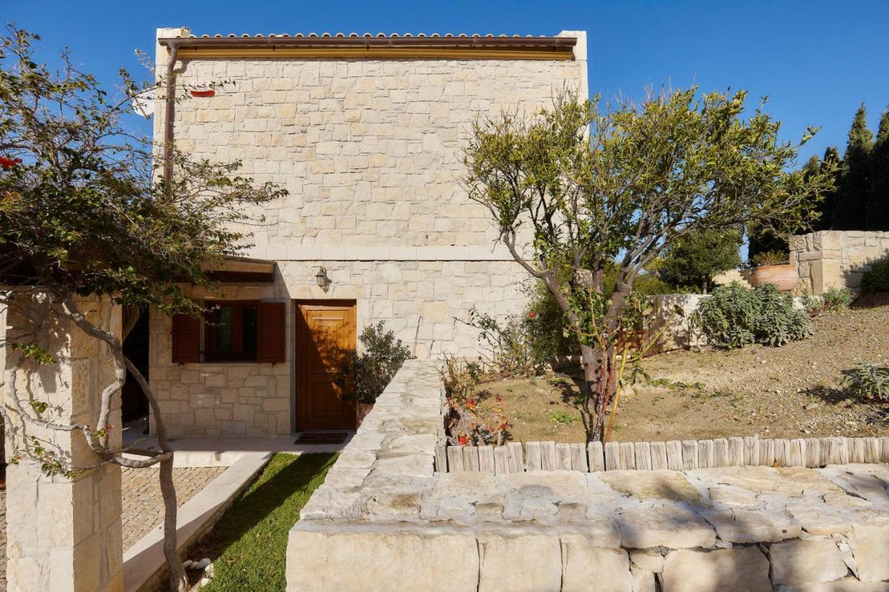 Villa Paradissi In Crete Ajía Pelajía Kültér fotó