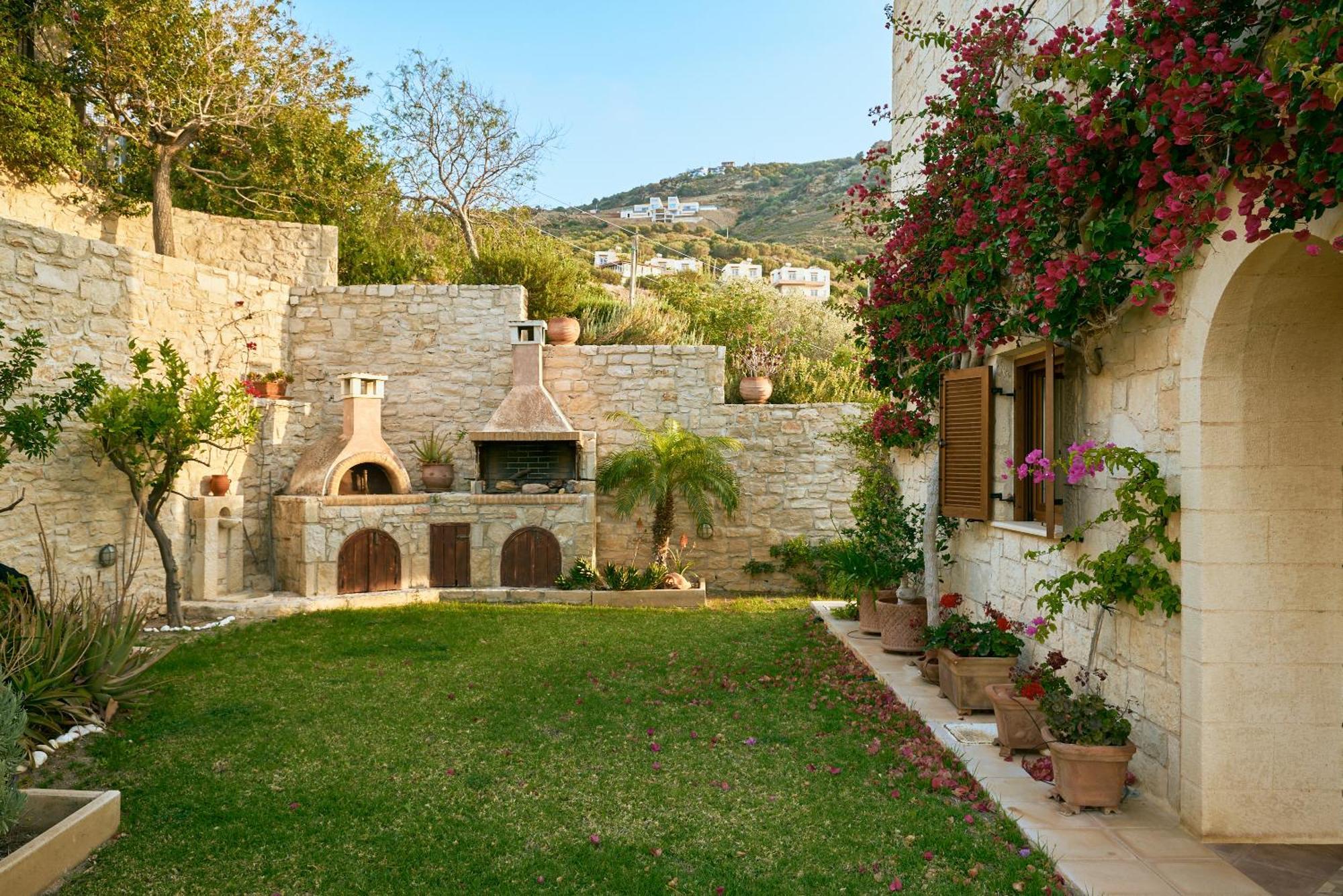 Villa Paradissi In Crete Ajía Pelajía Kültér fotó